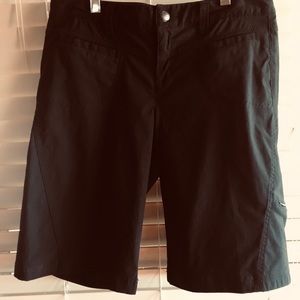 🌸🌸SUPER SALE🌸🌸ATHLETA Dipper Bermuda Shorts Size M (10-12)
